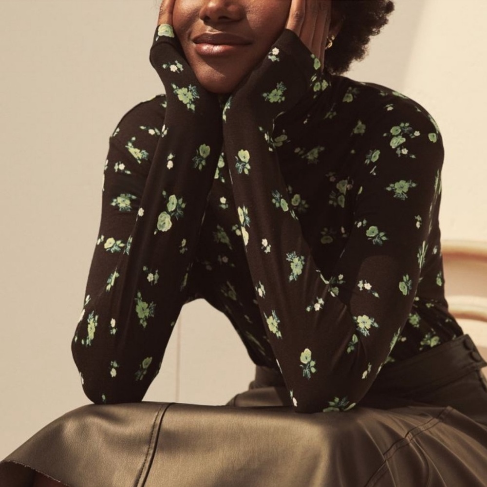 H&M Floral Turtleneck NWOT